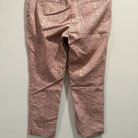 NWOT Loft The Riviera Marisa Cropped Trouser in Medallion Print size 8 - Picture 2 of 4